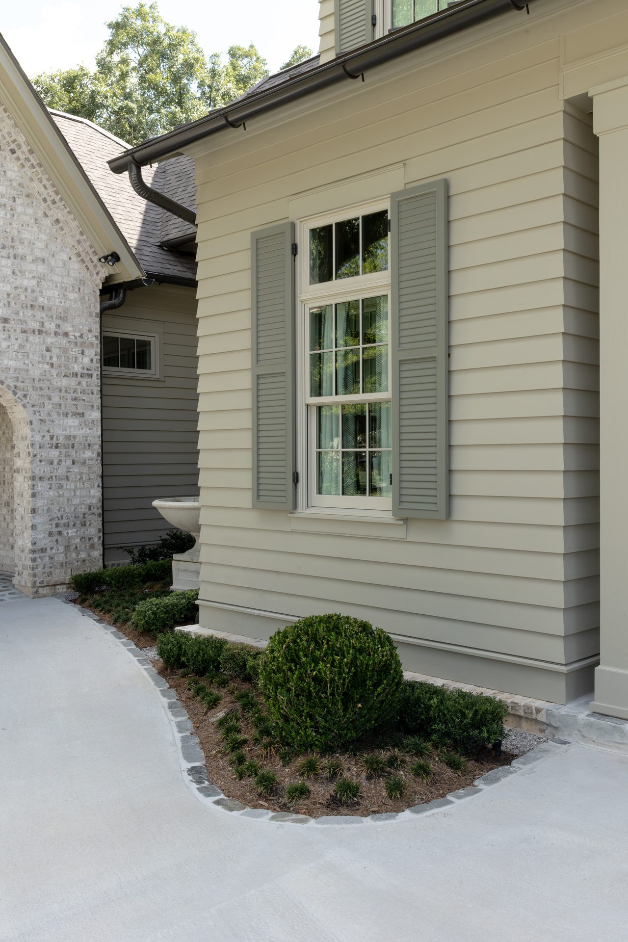 Boyce Dr, photo 8 of 16