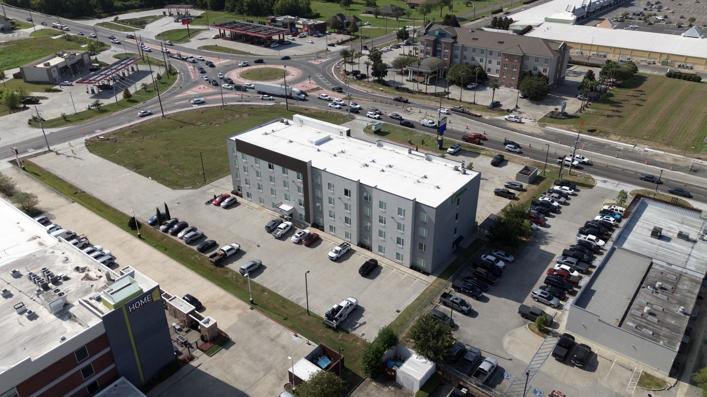 Holiday Inn, aerial view across the lot toward the building